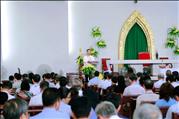 Ngày thứ hai: Thánh hóa đầu ngày bằng giờ kinh nguyện và Thánh lễ