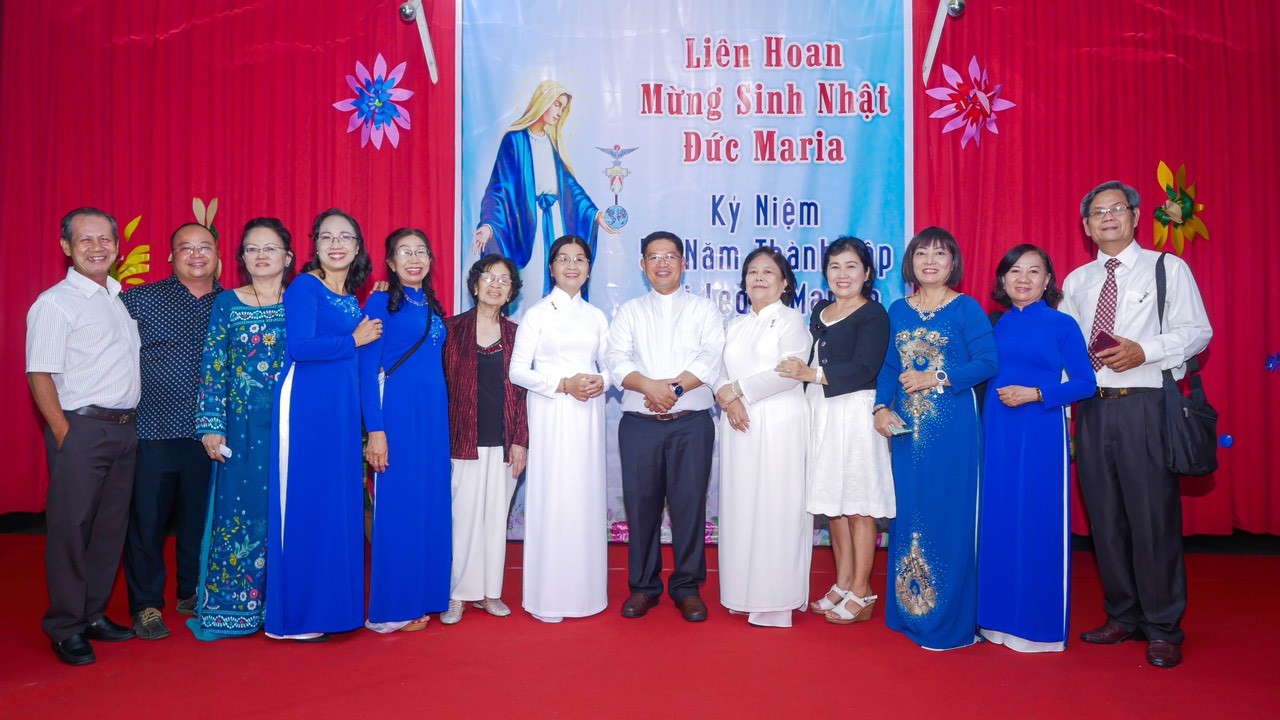 https://f20-zpc.zdn.vn/7739347470518779159/cf26db059ea947f71eb8.jpg