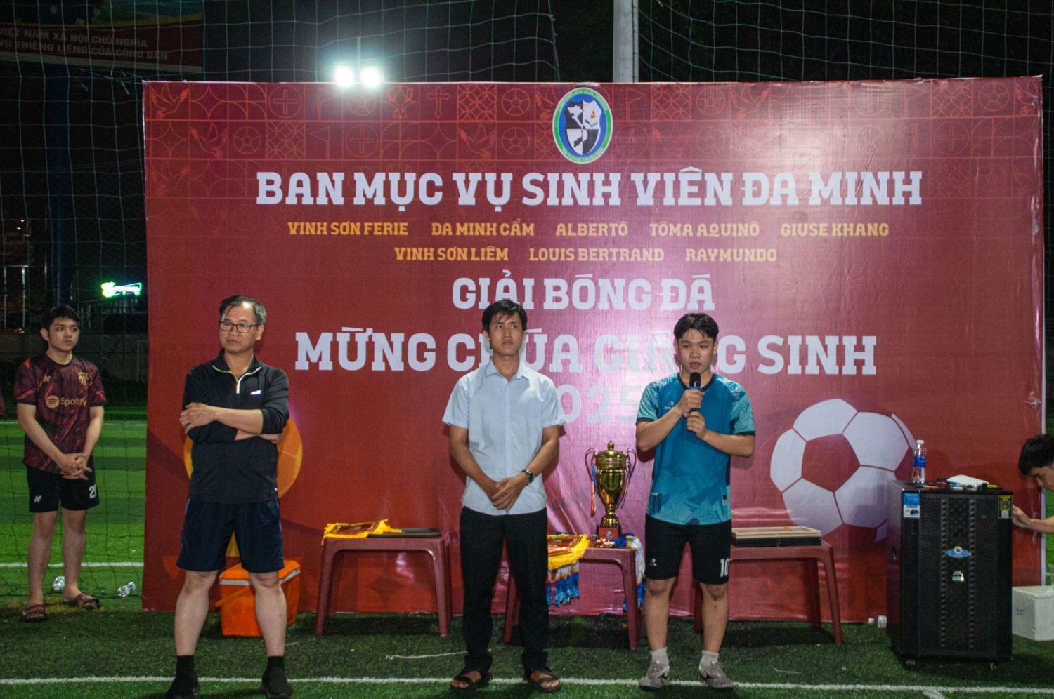 sinh-vien-Đa-Minh (5)