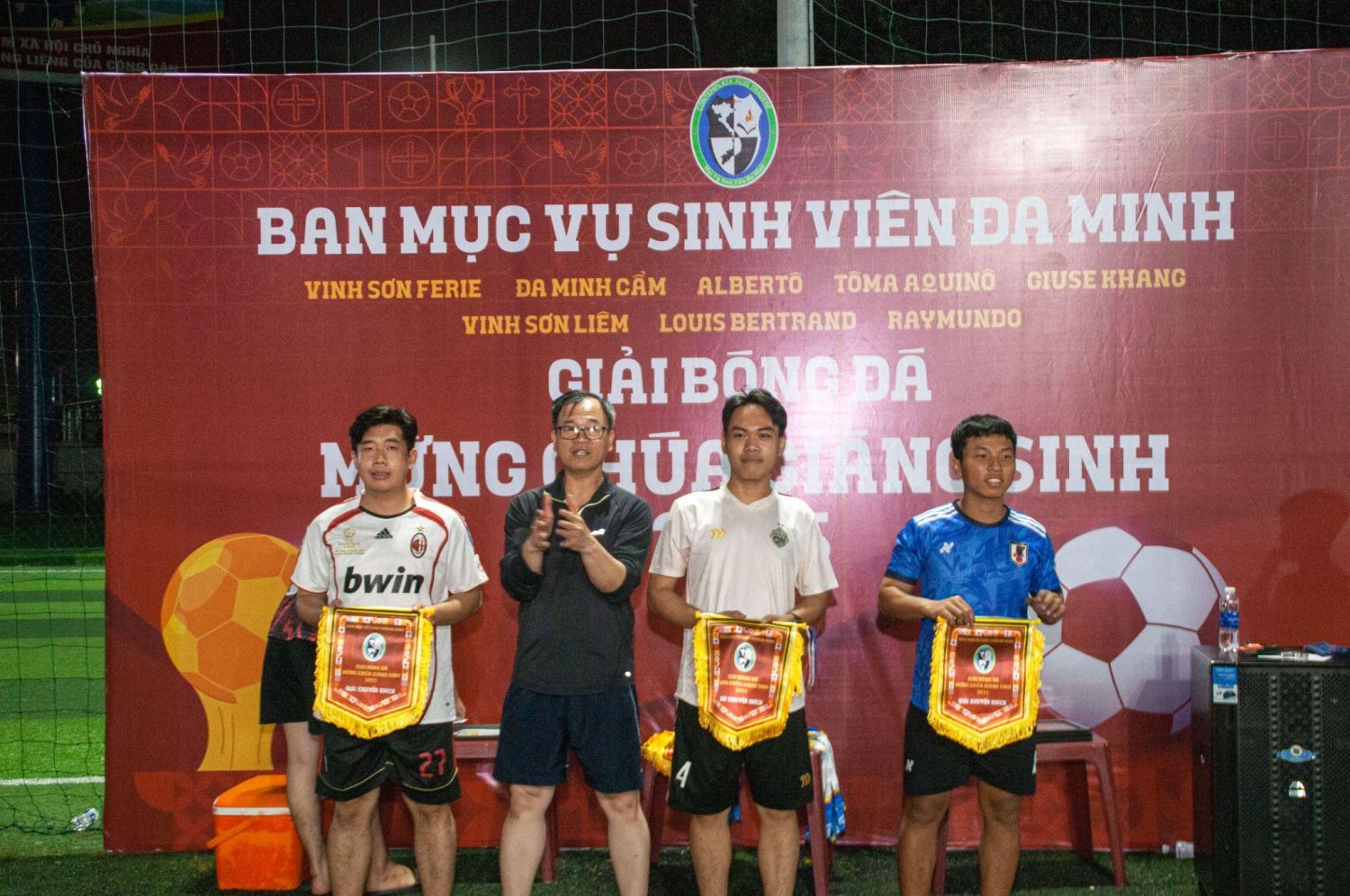 sinh-vien-Đa-Minh (6)