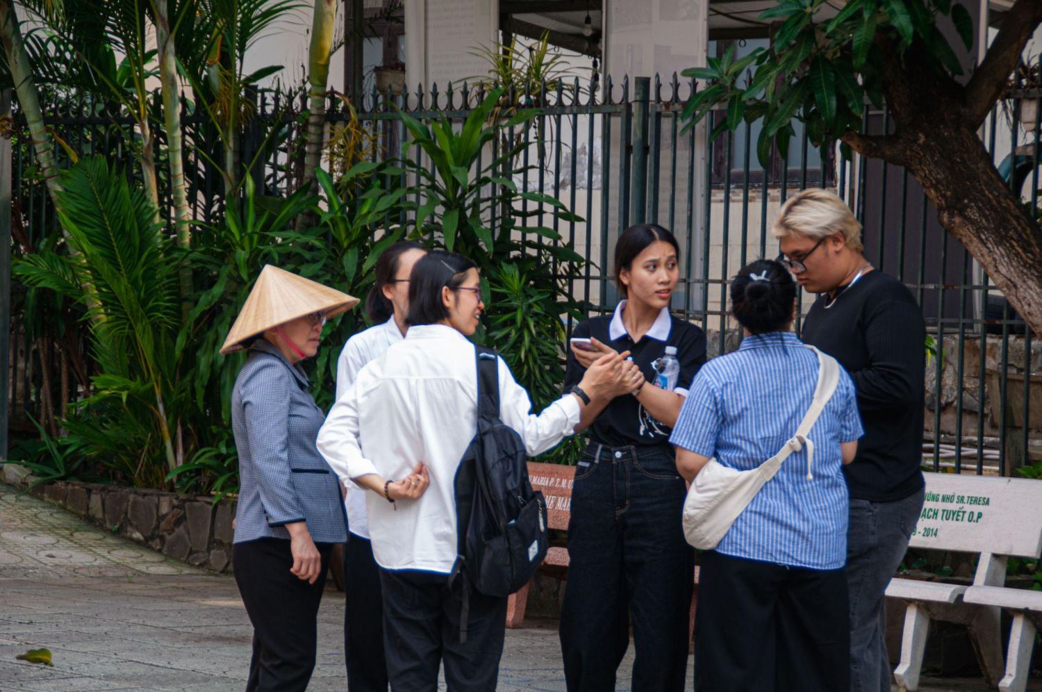 Sinh-vien-tinh-huan (2)