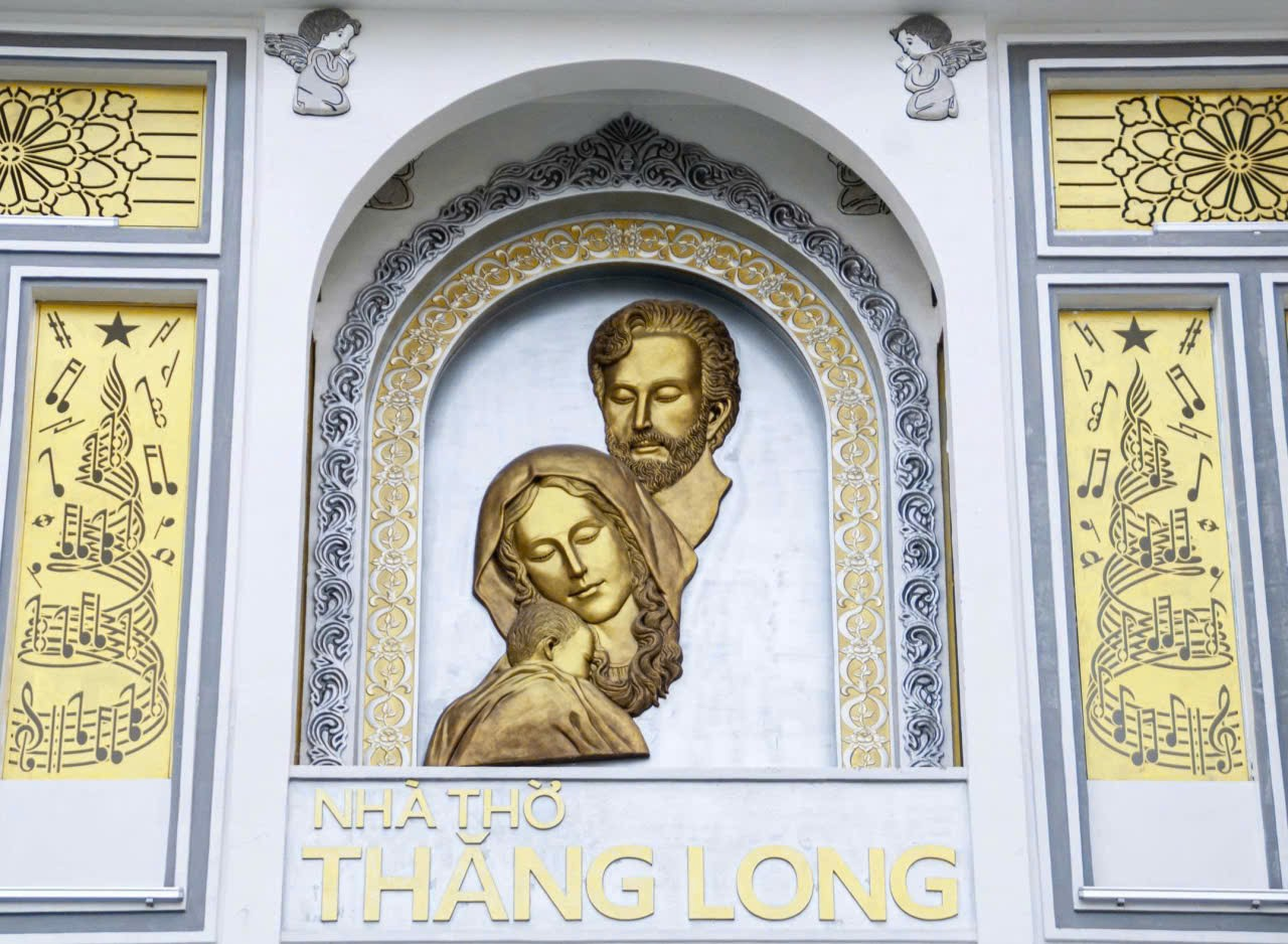Thang-Long (3)