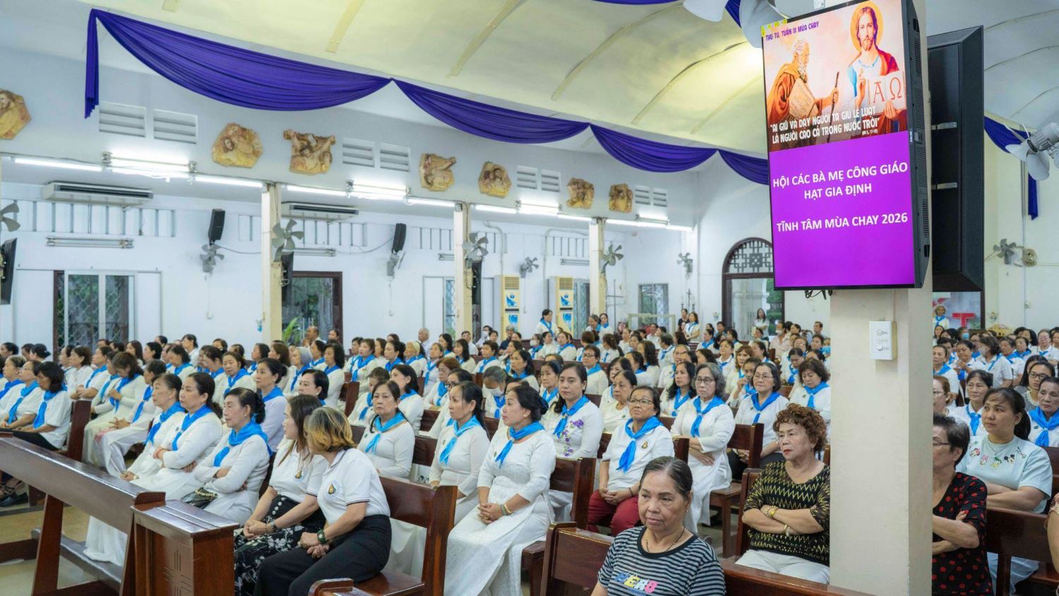 CBMCG-hat-Gia-Đinh (1)