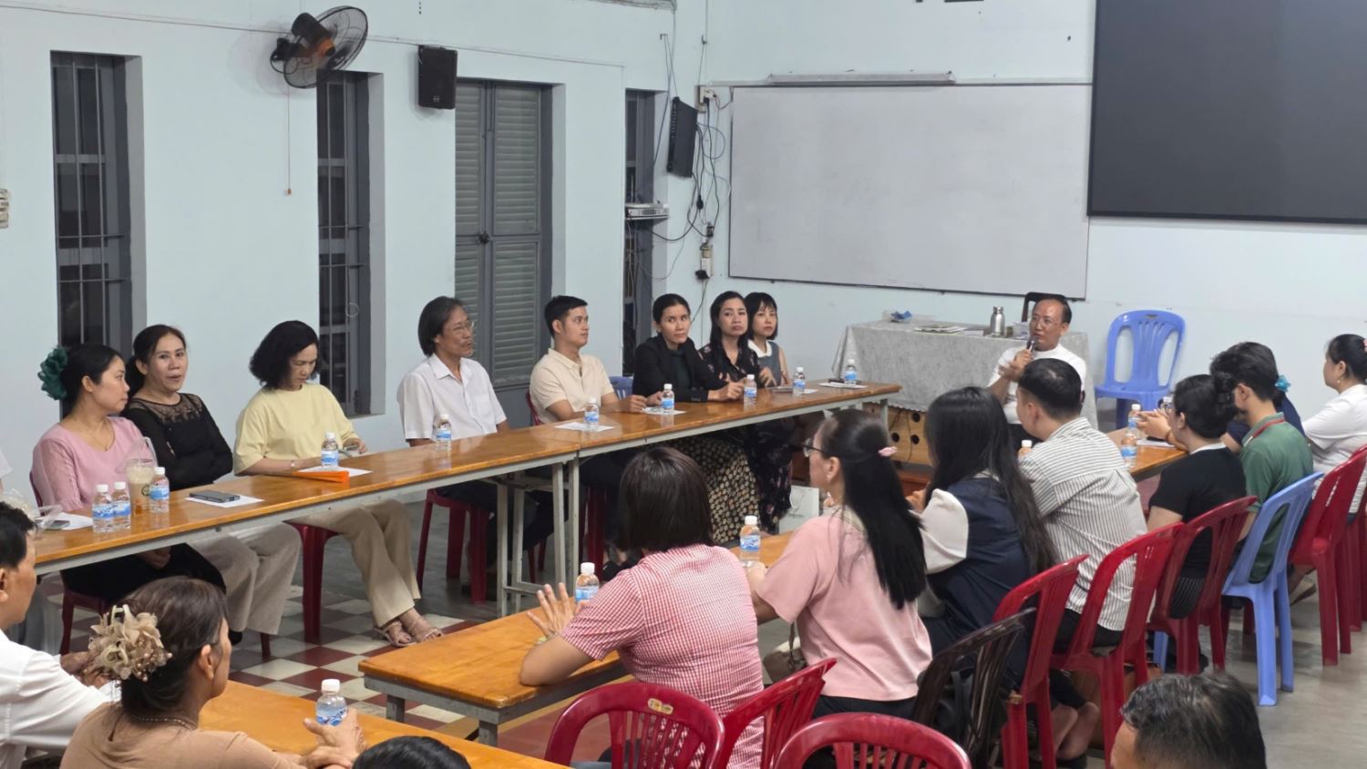 Gia-dinh-tan-hien (1)