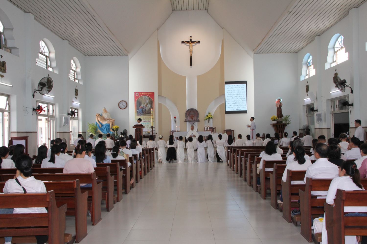 Gia-dinh-tan-hien (3)