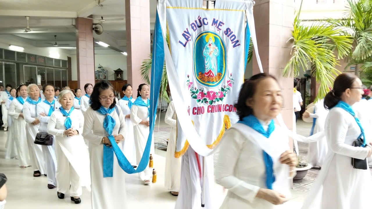 Hoa-Hung (3)