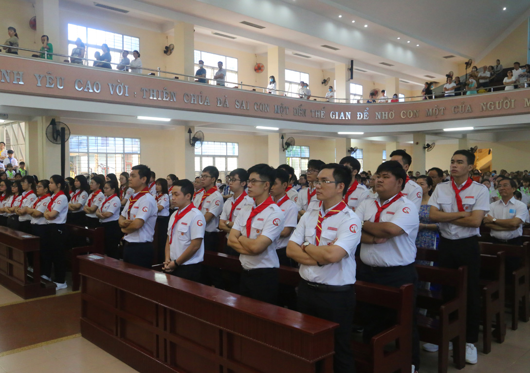 Giáo xứ Tân Chí Linh: Lễ Chúa Thánh Thần Hiện Xuống - bổn mạng Ban Giáo lý viên