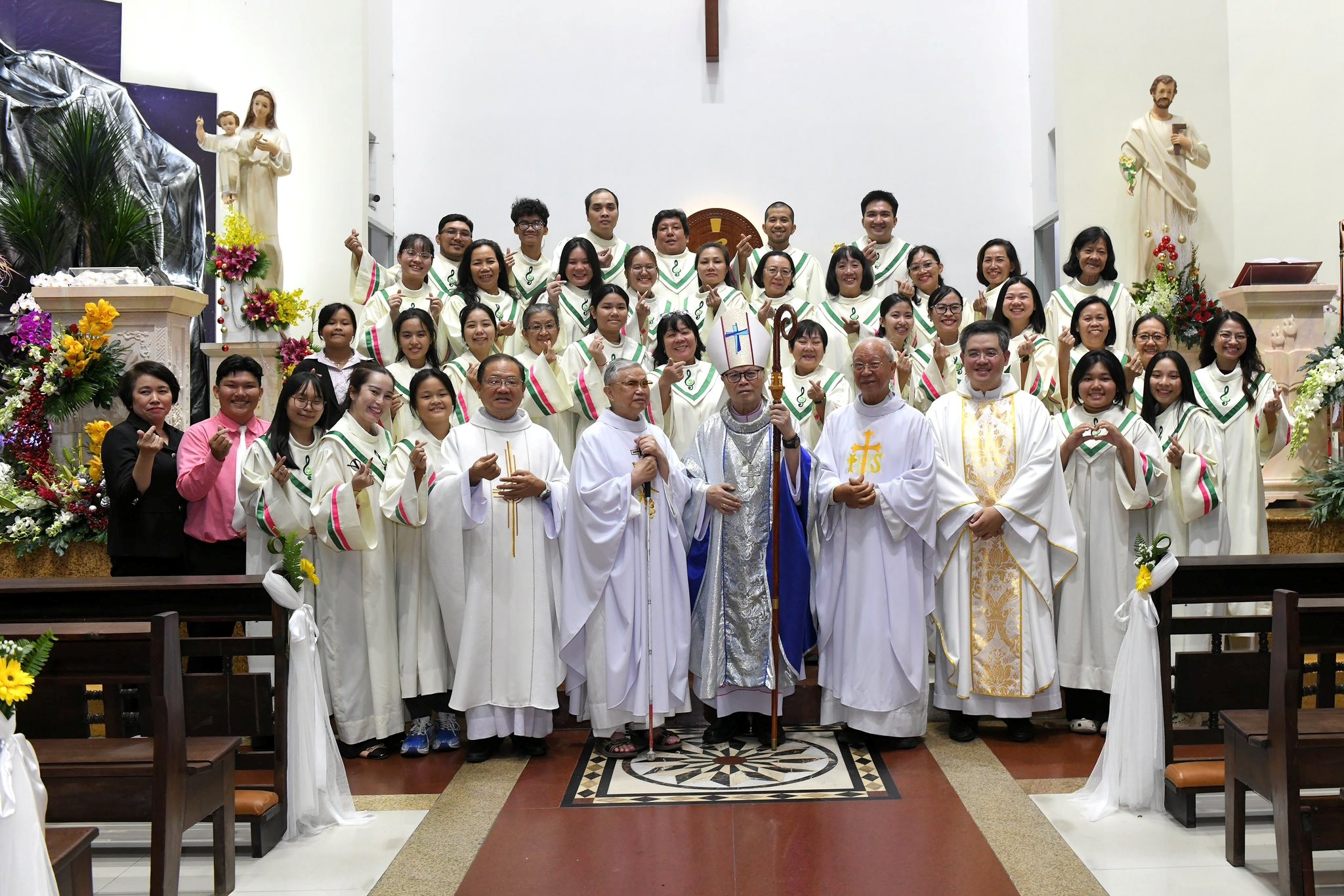 Giáo xứ Hòa Hưng: Lễ Đức Maria, Mẹ Thiên Chúa, bổn mạng giáo xứ và kỷ niệm 80 năm hình thành