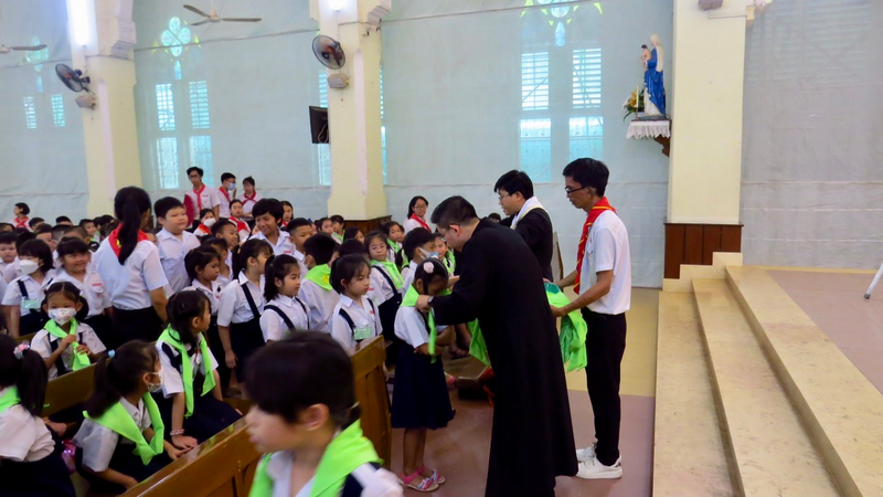 GX Gia Định: Đoàn TNTT với Nghi thức Tuyên hứa và Trao khăn