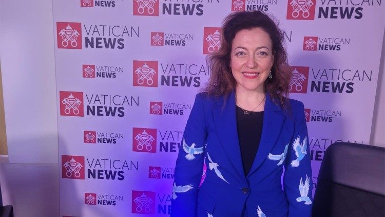 Đặt phụ nữ vào trung tâm của ngoại giao và kiến tạo hòa bình