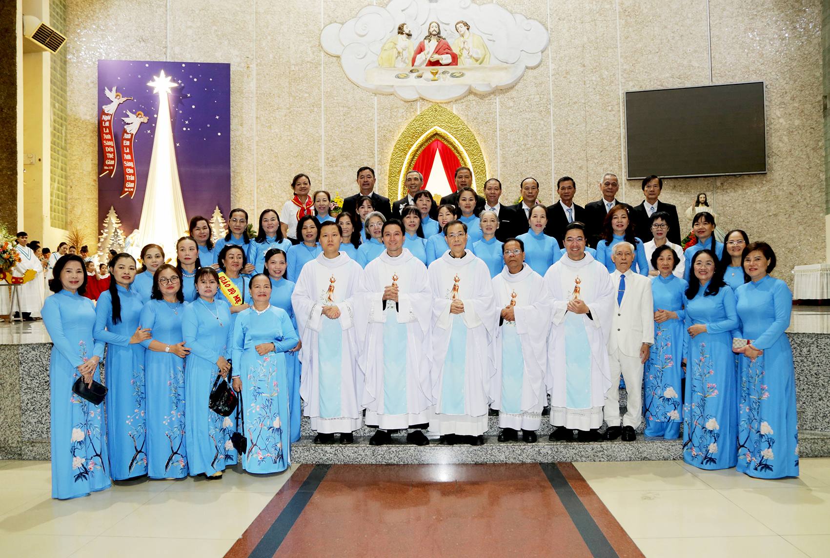 Giáo xứ Tân Phú mừng lễ Đức Maria, Mẹ Thiên Chúa năm 2026