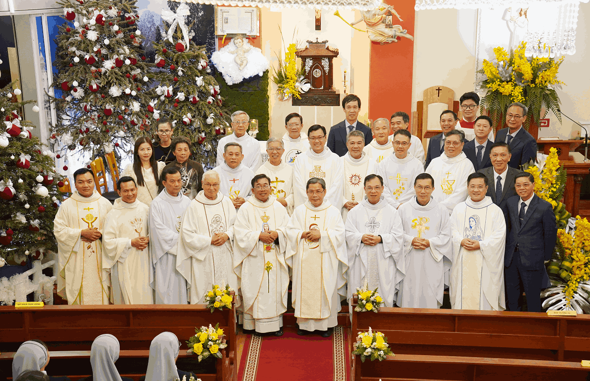 Giáo xứ Vườn Chuối: Lễ Đức Maria, Mẹ Thiên Chúa, bổn mạng giáo xứ, mừng 70 năm thành lập