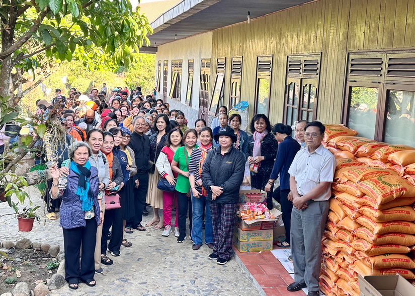 GX Tân Phú: Niềm vui của người trao tặng