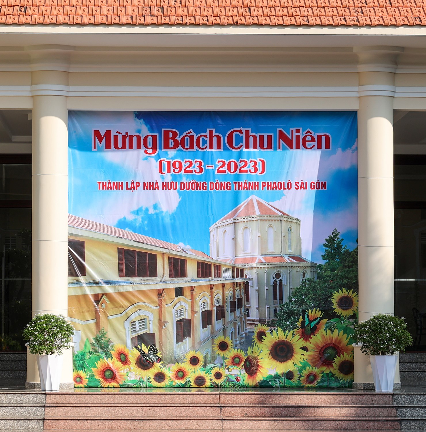 Nhà Hưu dưỡng Dòng thánh Phaolô thành Chartres: Hồng ân Bách Chu Niên