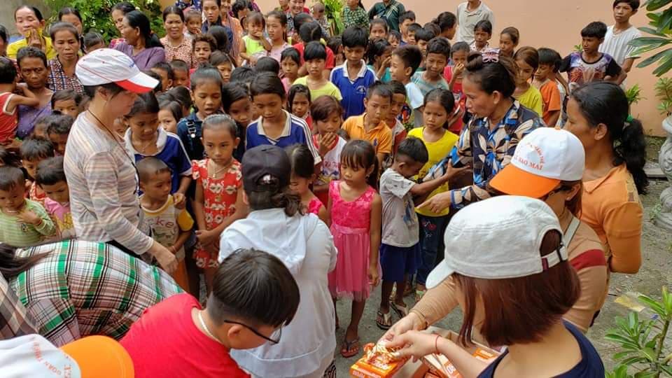 Giáo xứ Sao Mai: Thiếu nhi thực thi bác ái
