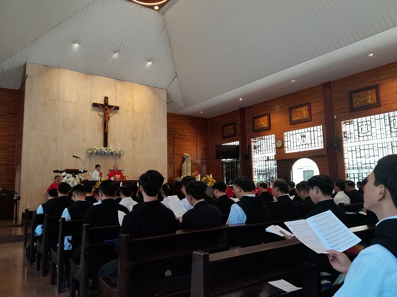 Thánh lễ Bổn mạng Học viện Liên Dòng Phaolô Nguyễn Văn Bình