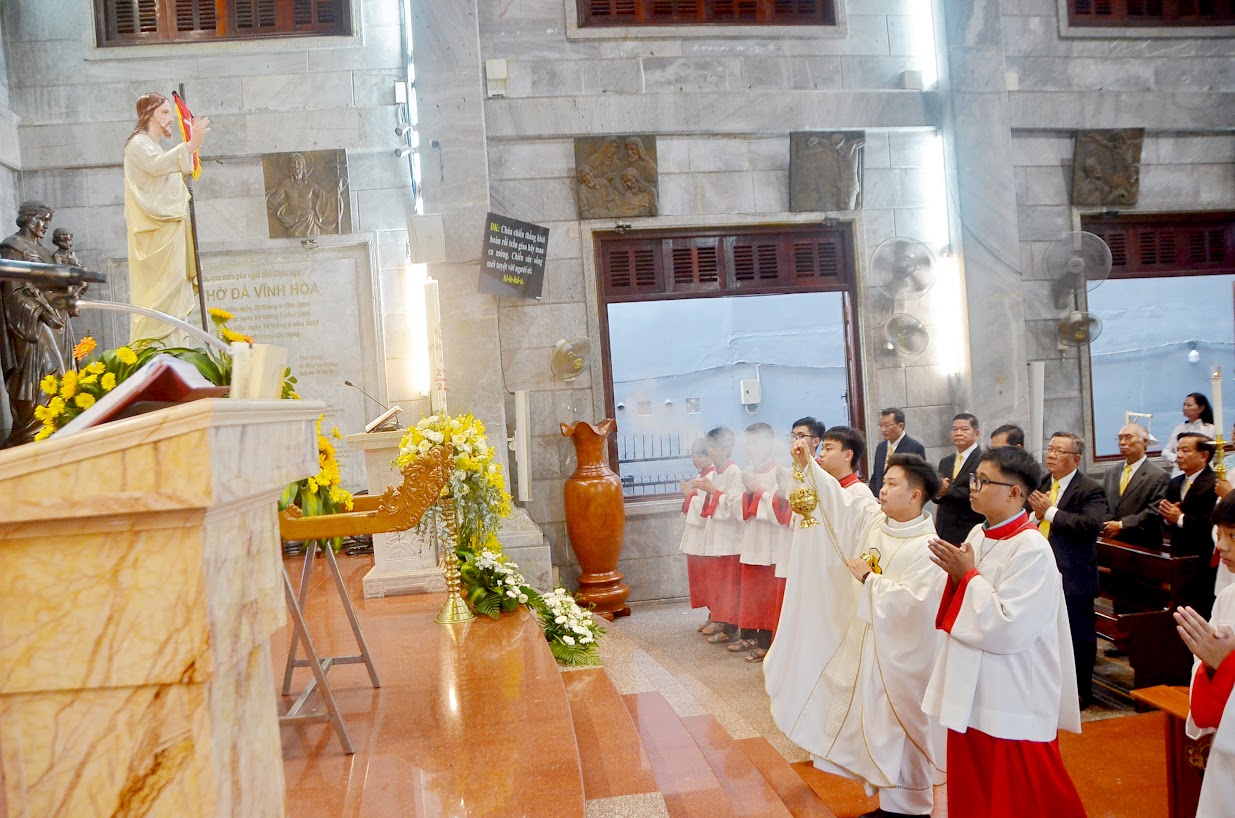 Giáo xứ Vĩnh Hòa: Mừng Đại lễ Phục Sinh - 2026