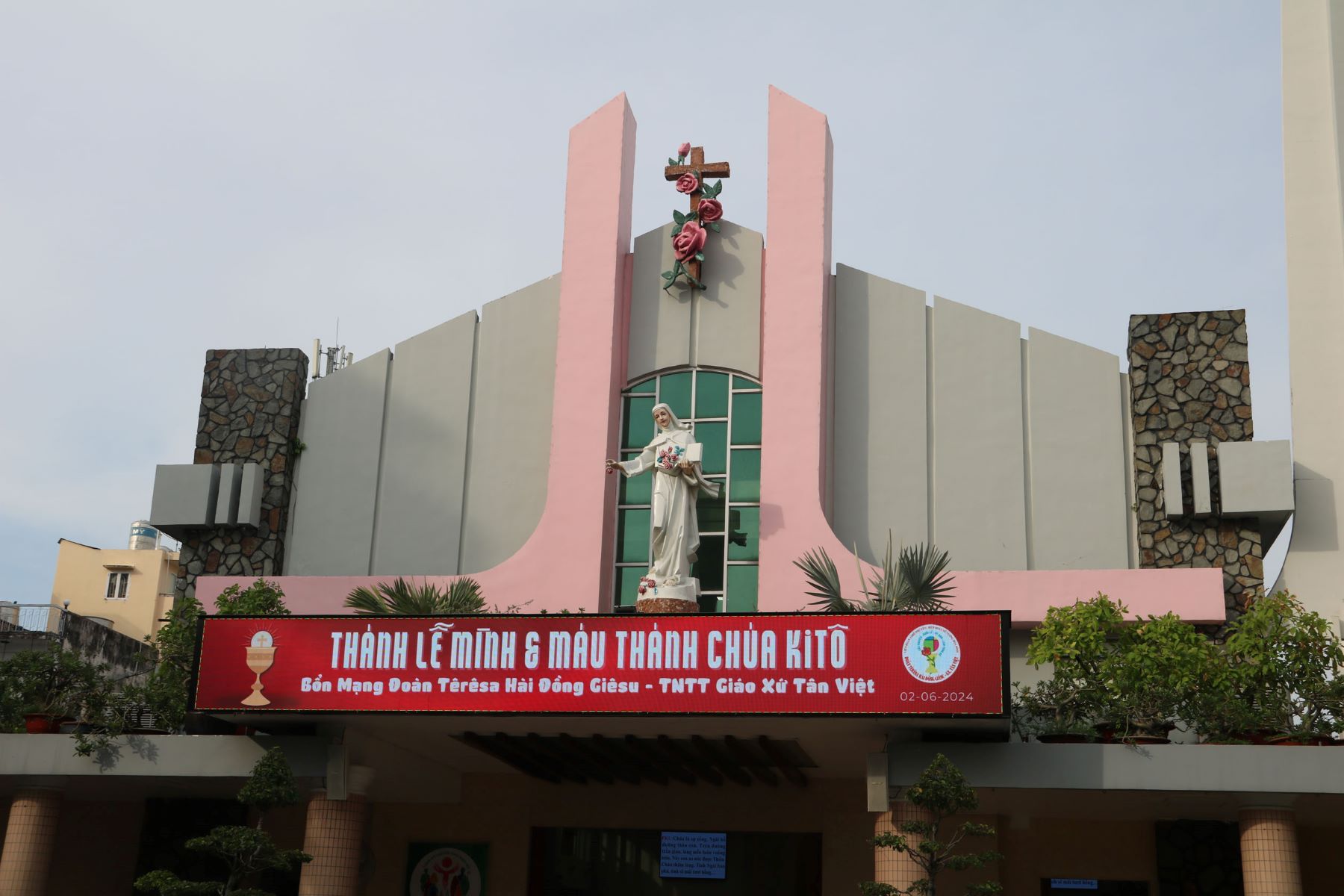Giáo xứ Tân Việt: Thiếu nhi Rước Lễ lần đầu - 02-06-2024