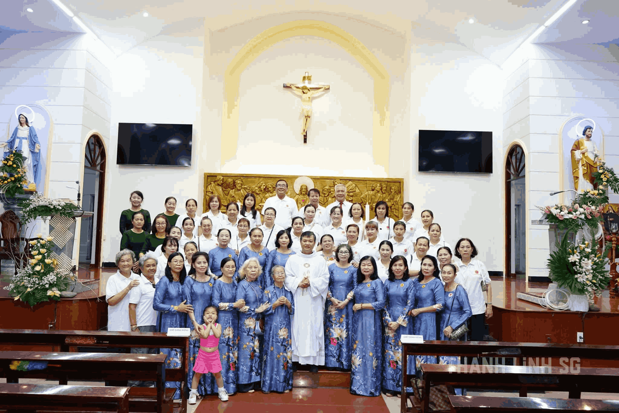 Ban Caritas giáo xứ Thánh Linh mừng Bổn mạng kính Thánh Elizabeth Bồ Đào Nha