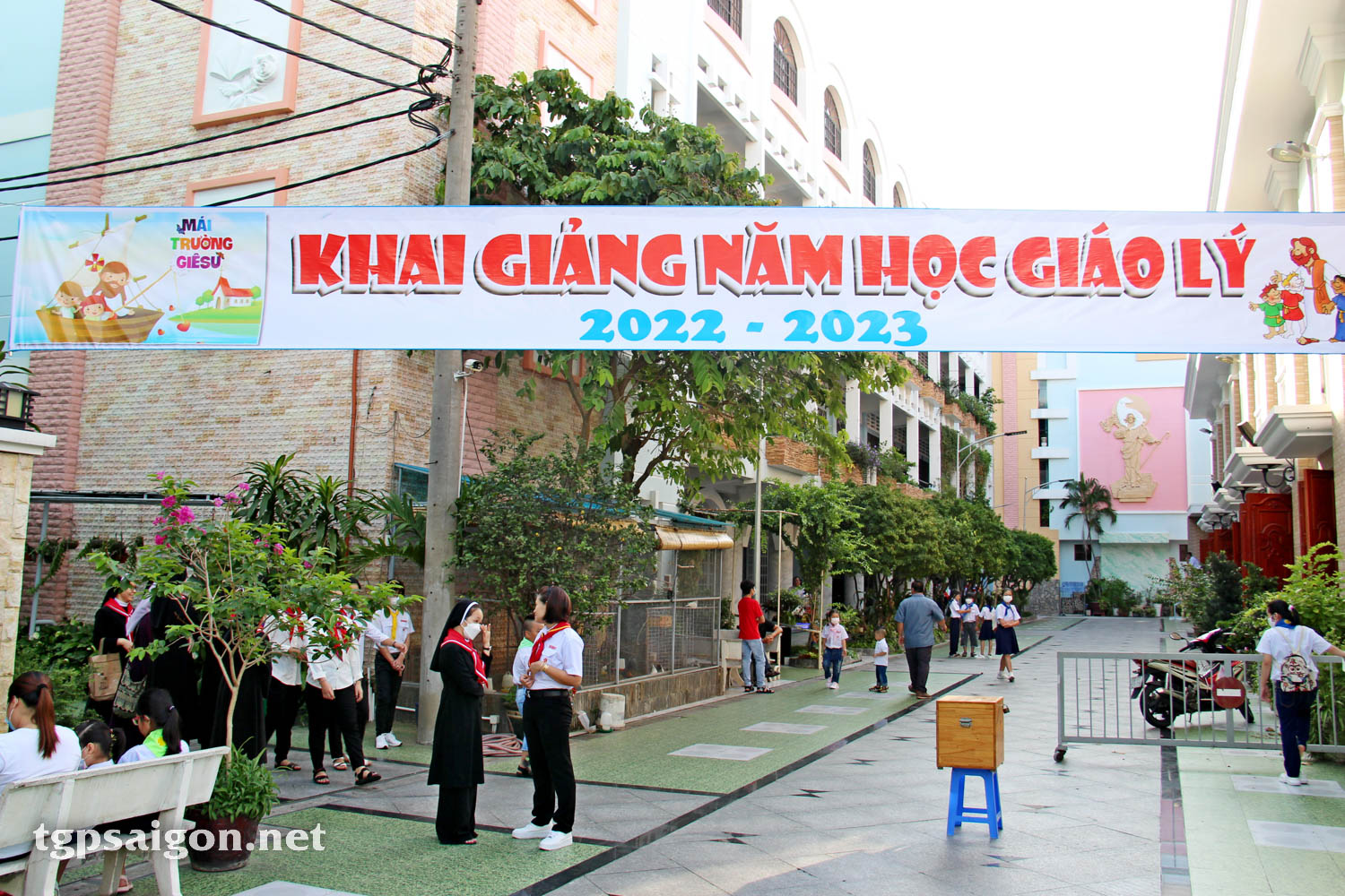 Giáo xứ Bùi Phát: Lễ khai giảng năm học Giáo lý niên khóa 2022-2023
