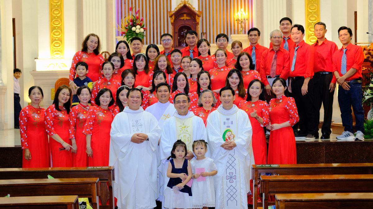 Giáo xứ Chợ Cầu: Lễ Thánh Phanxicô Assisi, Quan Thầy ca đoàn Phanxicô