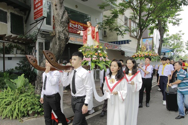 GX Công Lý - hạt Tân Định: Lễ Chúa Kitô Vua Vũ Trụ - Bổn mạng ca đoàn