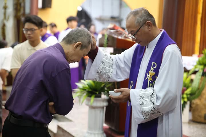 Giáo xứ Gò Mây khai mạc Mùa Chay Thánh