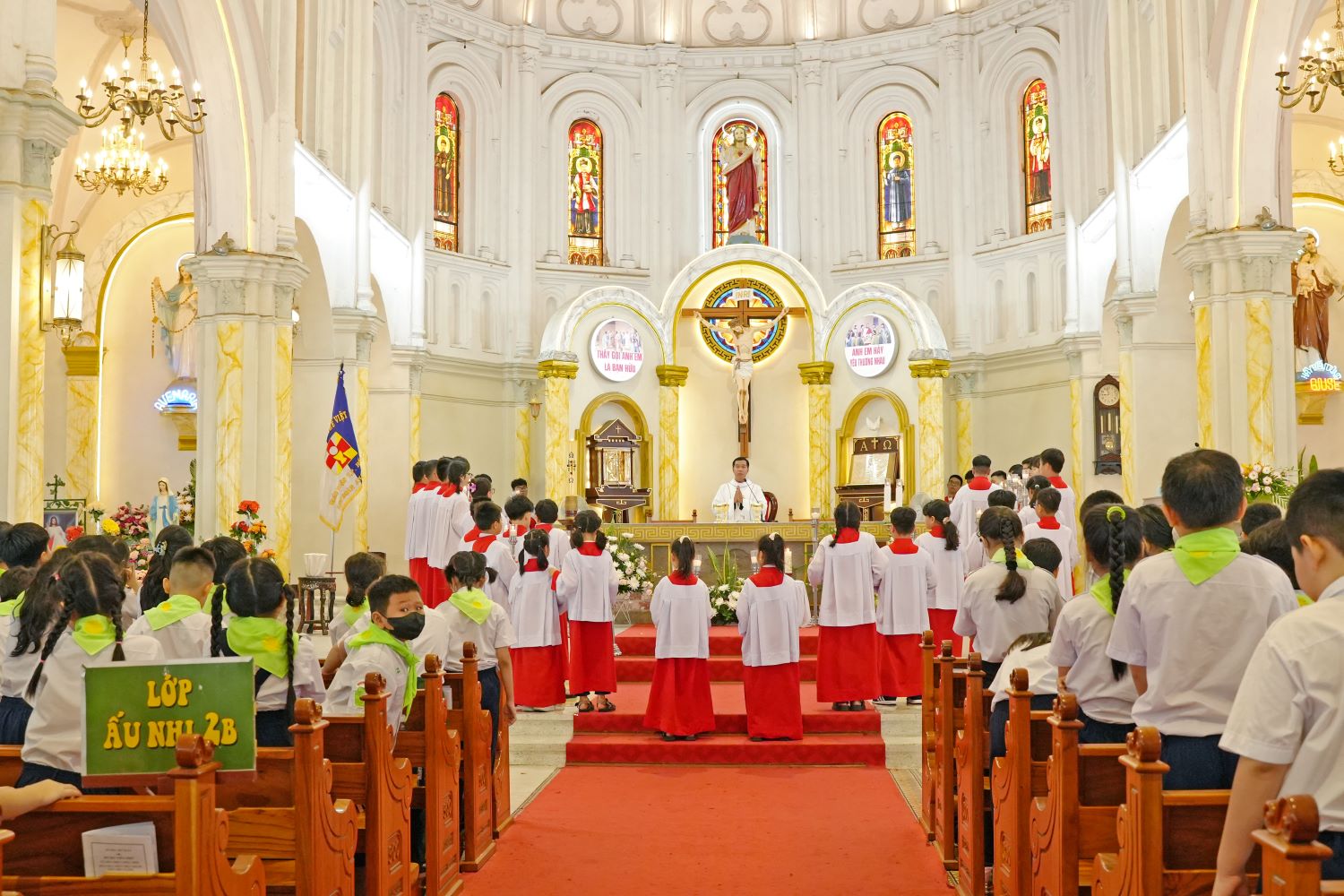 Giáo xứ Chợ Quán: Mừng kính Thánh Đa Minh Saviô - Bổn mạng Ban Lễ Sinh