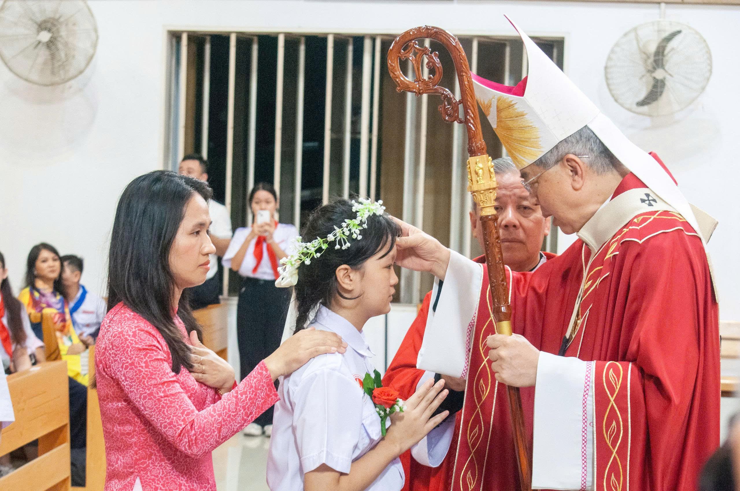 Giáo xứ Vinh Sơn Phaolô: Hồng ân Thánh Thần - 06.11.2025