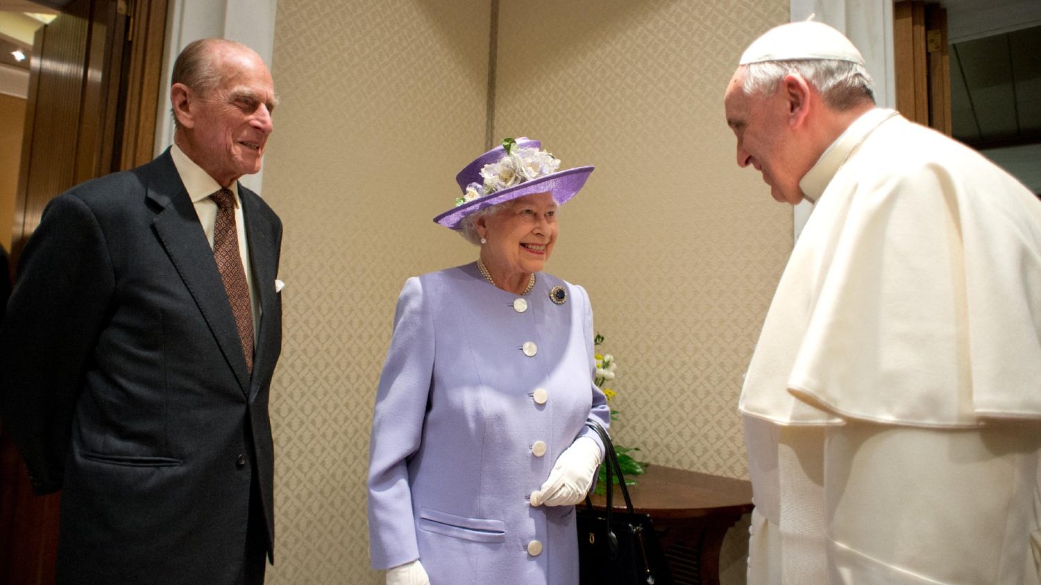 ĐTC chia buồn về sự qua đời của Nữ hoàng Elizabeth II