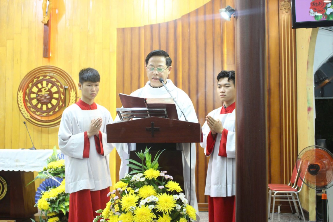 Giáo xứ Gò Mây: Thánh lễ mừng bổn mạng ca đoàn Têrêsa