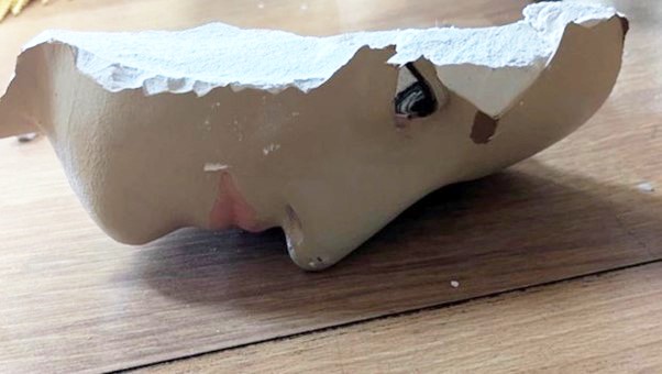 Sau hành vi phá hoại và cách đáp trả của một trường Công giáo