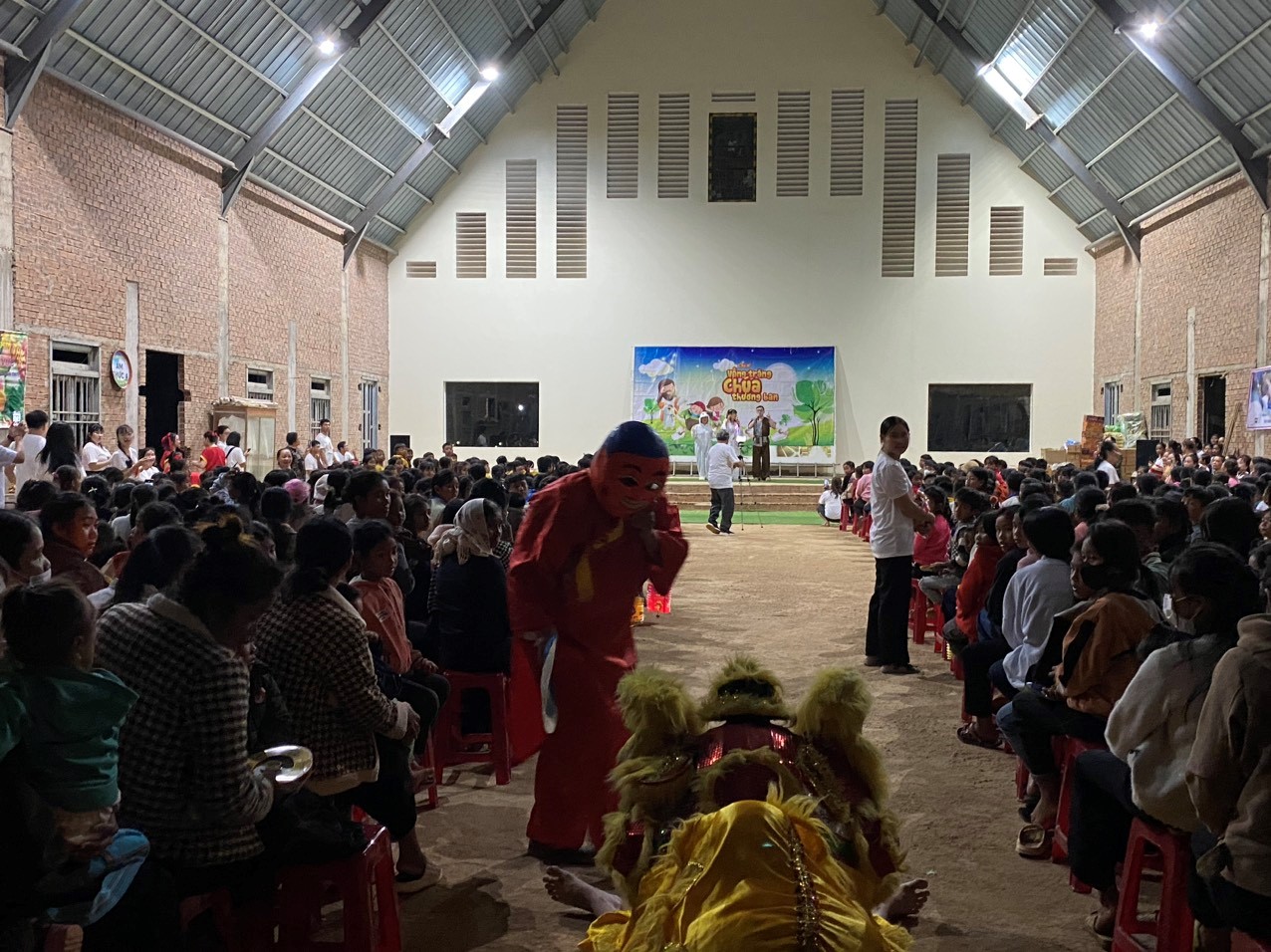 Gánh “Trăng Thu” lên đại ngàn Kala