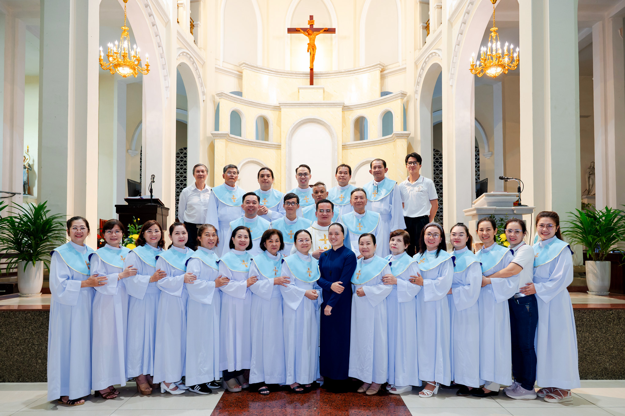 Giáo xứ Jeanne d'Arc: Mừng lễ Đức Maria Vô Nhiễm Nguyên Tội, bổn mạng ca đoàn