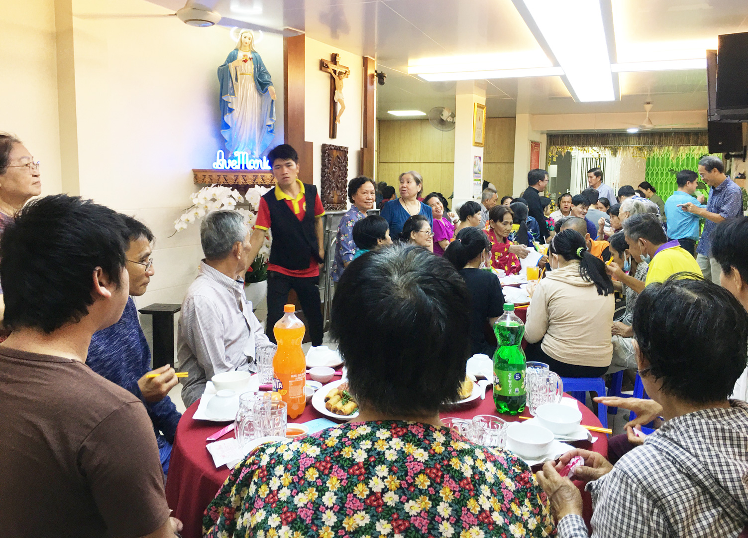 Giáo xứ Vườn Chuối: Bữa cơm ân tình Xuân Quý Mão 2023