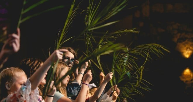 Mầu nhiệm Cứu độ: Lễ Lá và con đường Thương Khó
