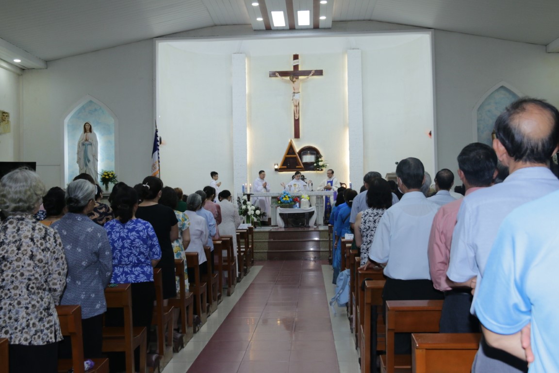 Hiệp hội Thánh Mẫu TGPSG mừng kính "Đức Maria Vô Nhiễm Nguyên Tội"