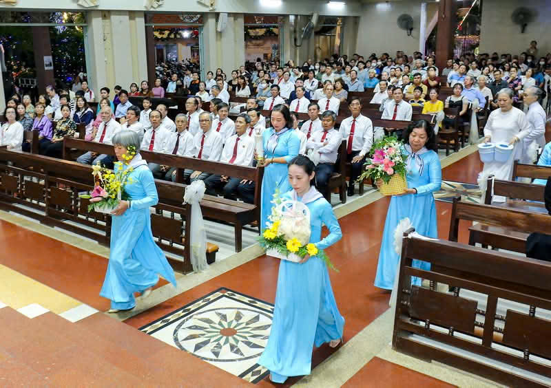 Đoàn Con Đức Mẹ Hòa Hưng Mừng lễ Đức Maria Vô Nhiễm Nguyên Tội - Bổn Mạng