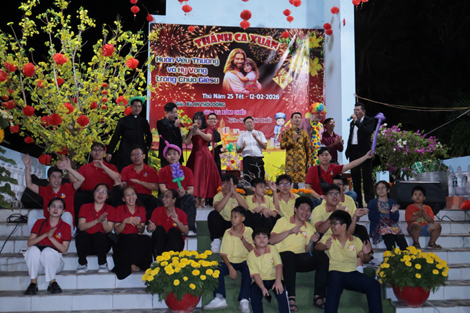 Giới Trẻ và các Ca đoàn Giáo xứ Xóm Chiếu lưu diễn tại giáo xứ An Thới Đông - Cần Giờ