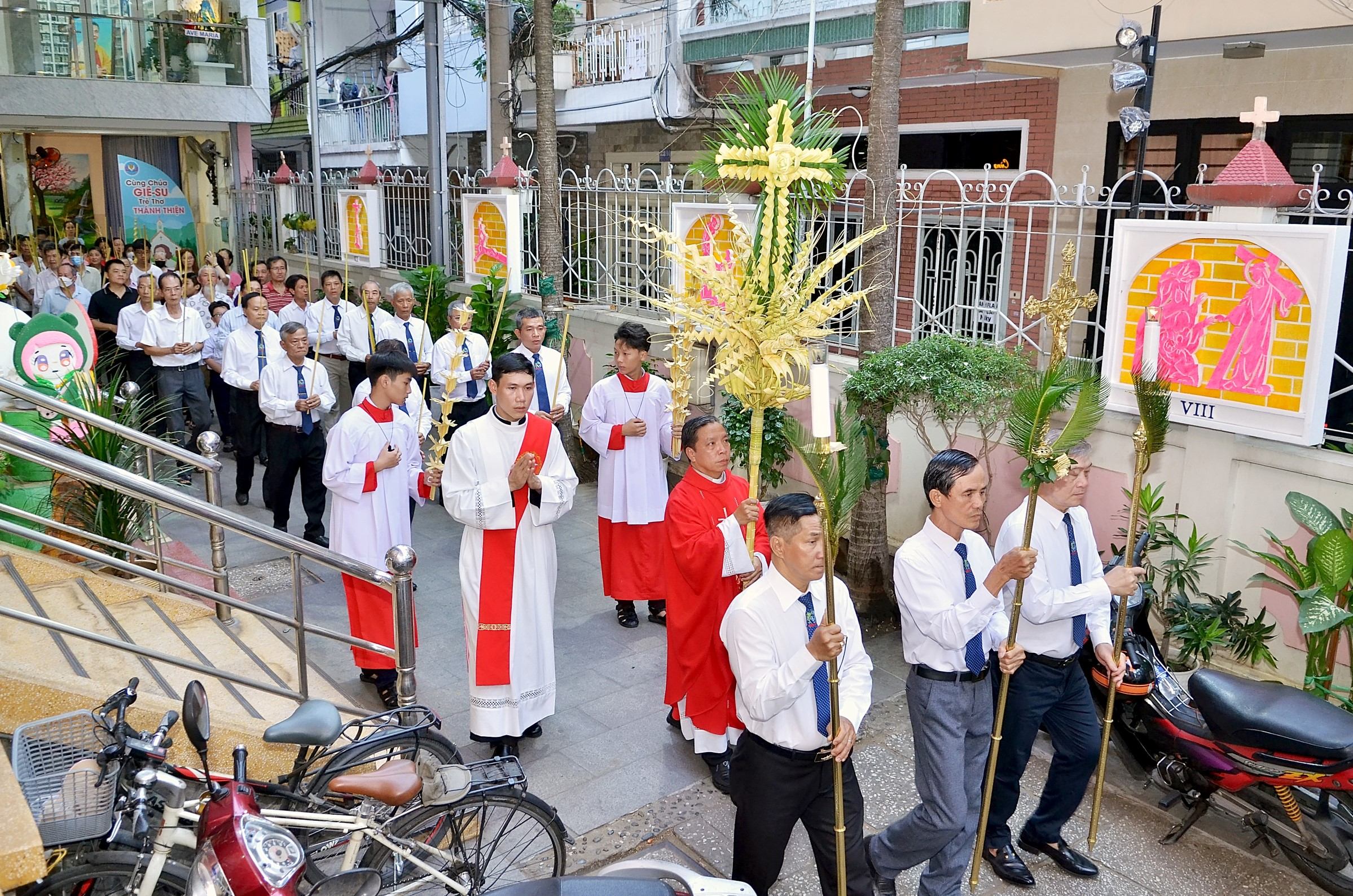 Giáo xứ Nam Thái khai mạc Tuần Thánh: Suy niệm về cuộc Thương Khó Chúa