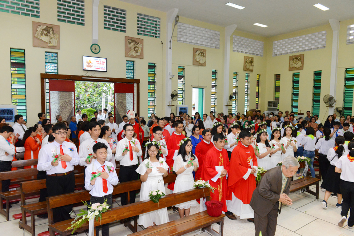 Giáo xứ An Bình: Thánh lễ ban bí tích Thêm Sức 12-7-2020