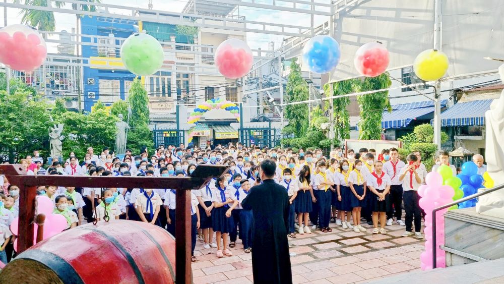 Giáo xứ Vĩnh Hòa: Khai giảng năm học giáo lý - 2023