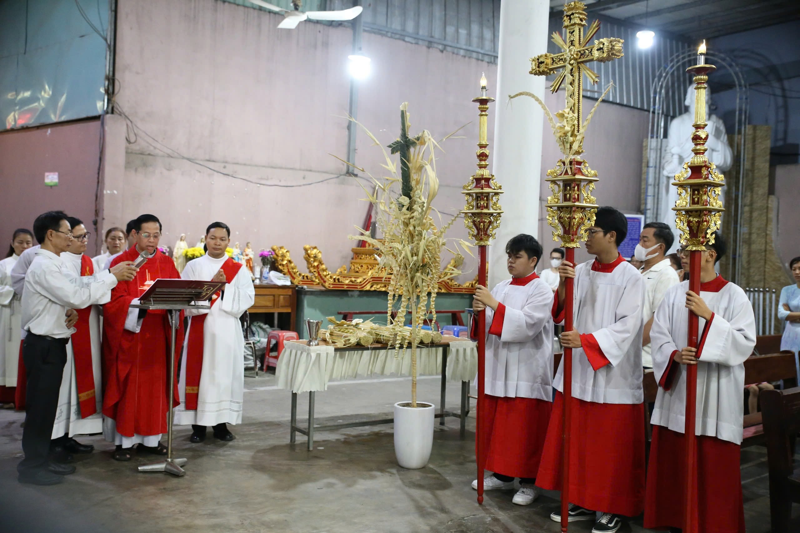 Giáo xứ Gò Mây khai mạc Tuần Thánh