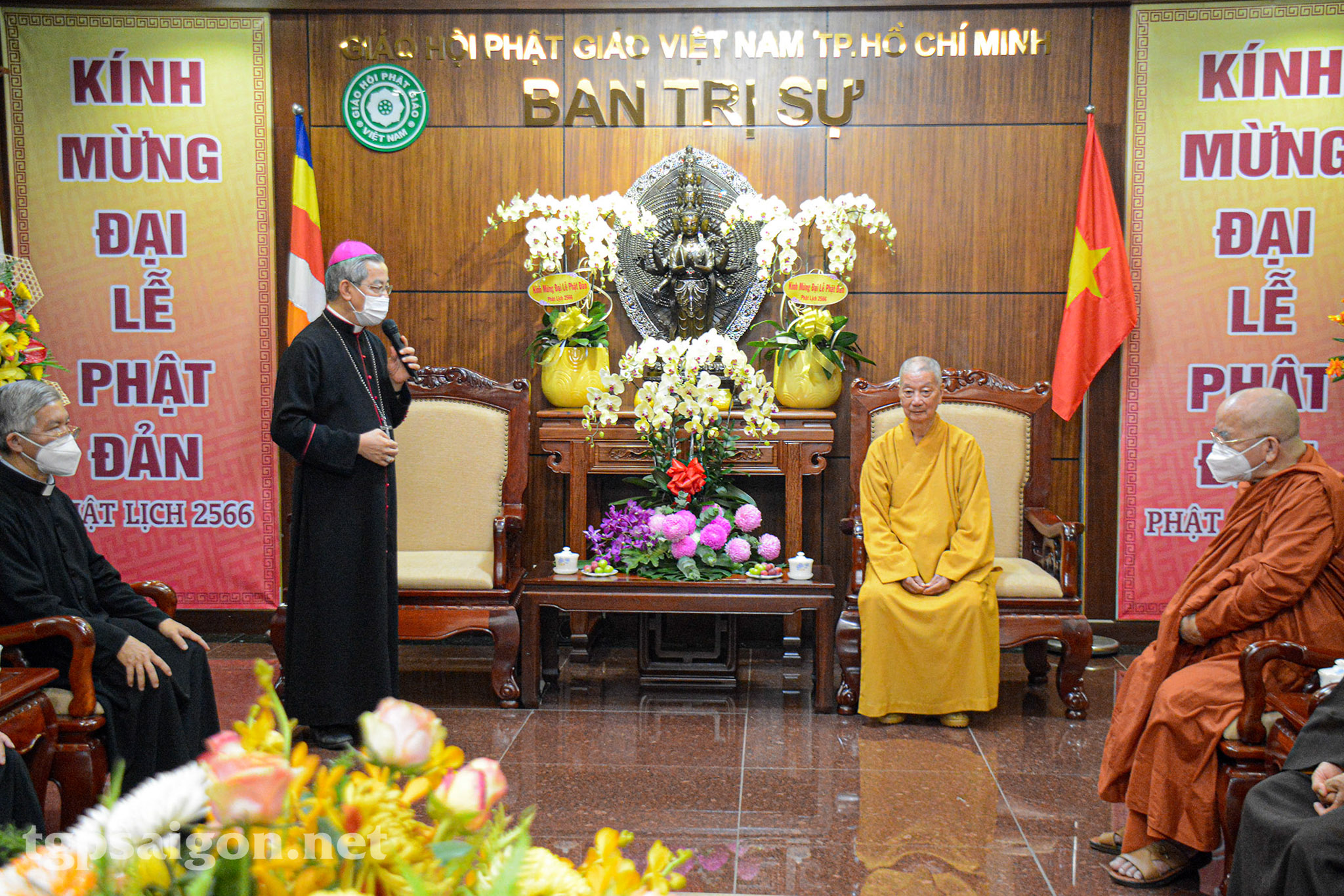 Đức Tổng Giám mục Giuse chúc mừng đại lễ Vesak 2022