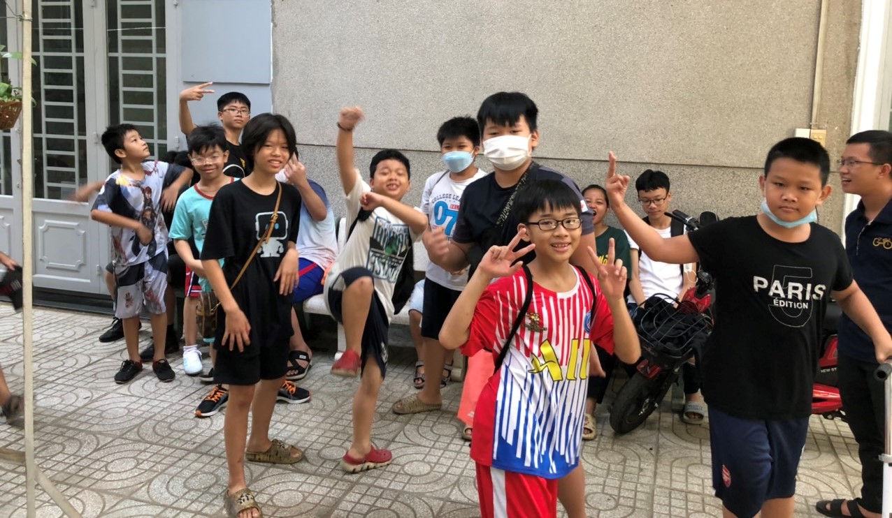 Trẻ em “dạy” cho người lớn bài học Nước Trời