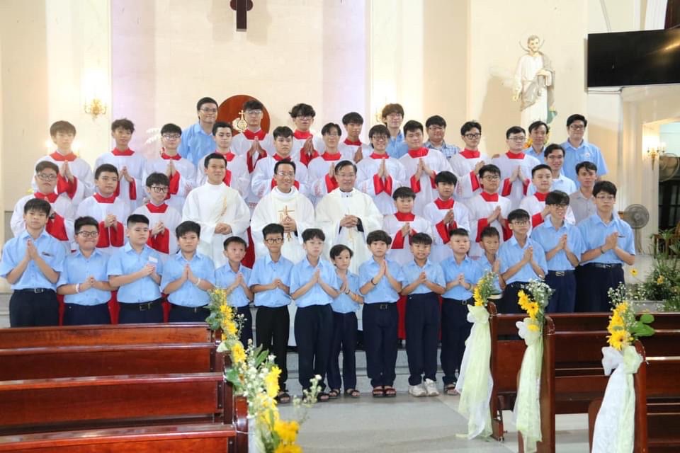 Giáo xứ Bắc Hà: Mừng kính Thánh Đa Minh Saviô - Bổn mạng Lễ Sinh - 2023