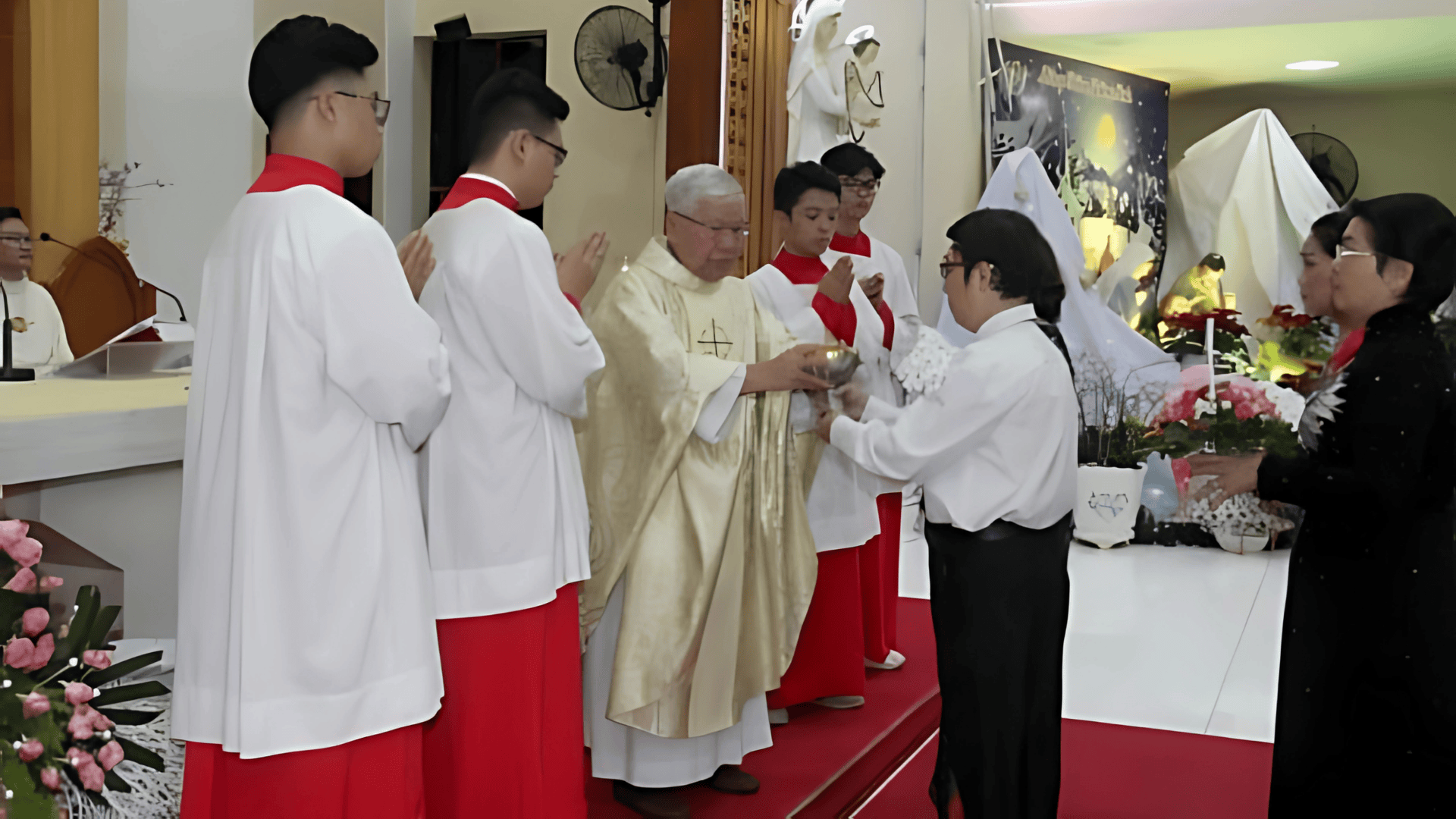 Giáo xứ Hà Nội: Thánh lễ Giao Thừa 2019