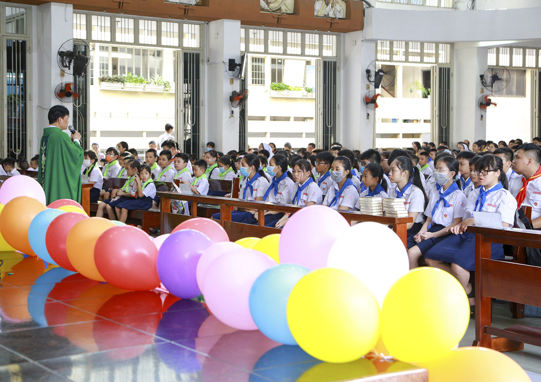 Giáo xứ Nam Hòa: Khai giảng năm học Giáo lý Thiếu nhi 2020-2021