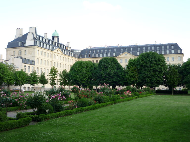 Hội Thừa Sai hải ngoại Paris là ai?