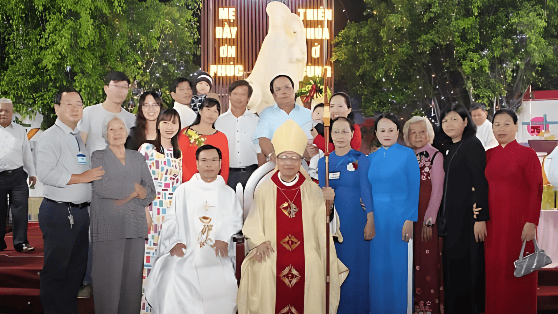Giáo điểm Phanxicô Bình Tân: Thánh lễ vọng Giáng Sinh